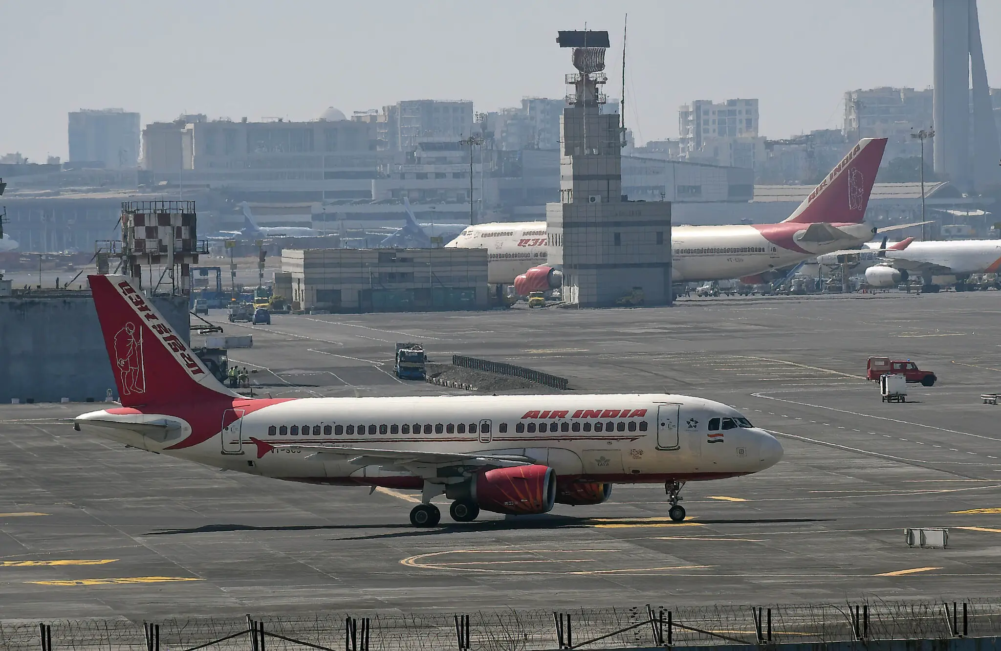 Tata Group модернізує Air India: оновлення флоту та підвищення безпеки після історичних інцидентів